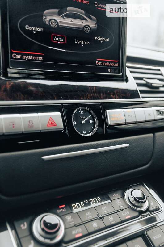 Седан Audi A8 2017 в Одессе