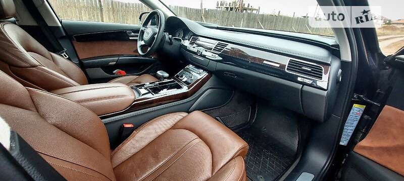 Седан Audi A8 2017 в Одессе