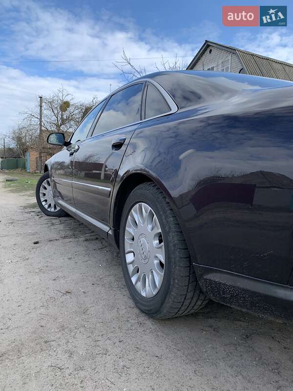 Седан Audi A8 2008 в Переяславе