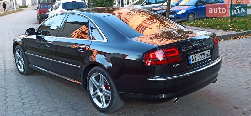 Седан Audi A8 2009 в Ивано-Франковске