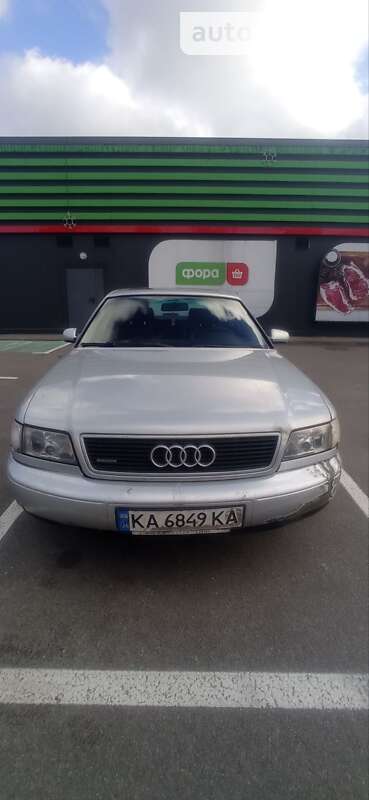 Седан Audi A8 1997 в Вышгороде
