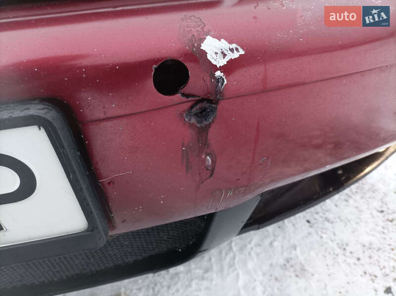 Седан Audi A8 2000 в Чигирине