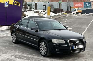 Седан Audi A8 2004 в Киеве