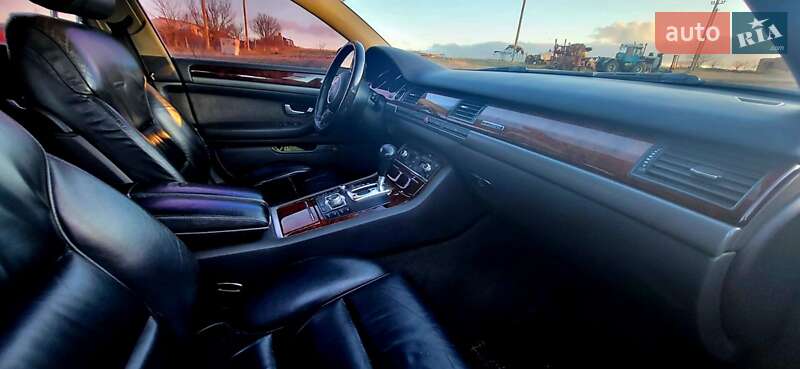 Седан Audi A8 2005 в Очакове