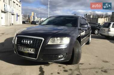 Седан Audi A8 2004 в Киеве