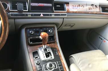 Седан Audi A8 2004 в Києві