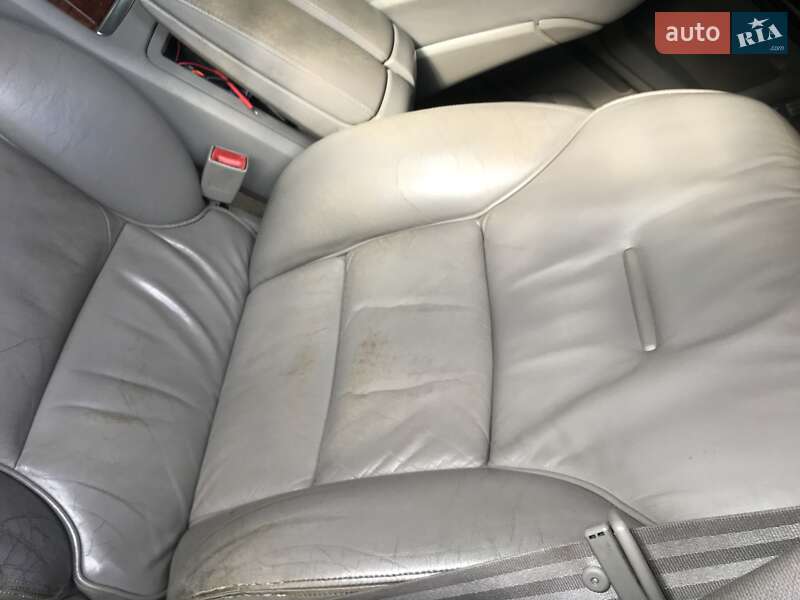 Седан Audi A8 2004 в Киеве