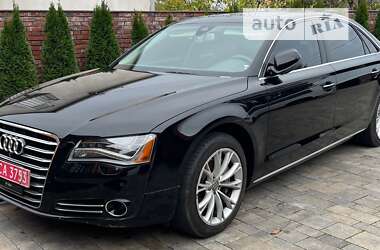 Седан Audi A8 2013 в Львові