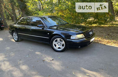 Седан Audi A8 2001 в Киеве