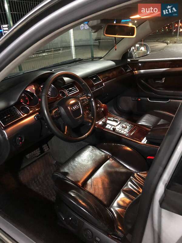 Седан Audi A8 2008 в Киеве