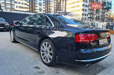 Седан Audi A8 2013 в 