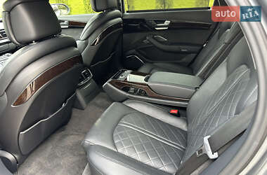 Седан Audi A8 2016 в 
