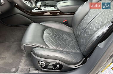 Седан Audi A8 2016 в 