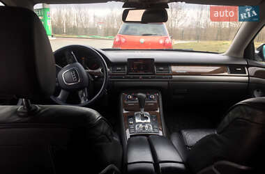 Седан Audi A8 2003 в 