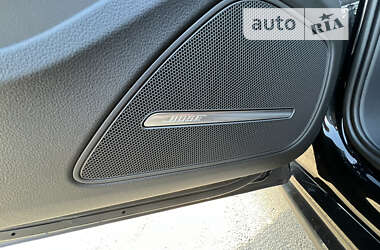 Седан Audi A8 2017 в 