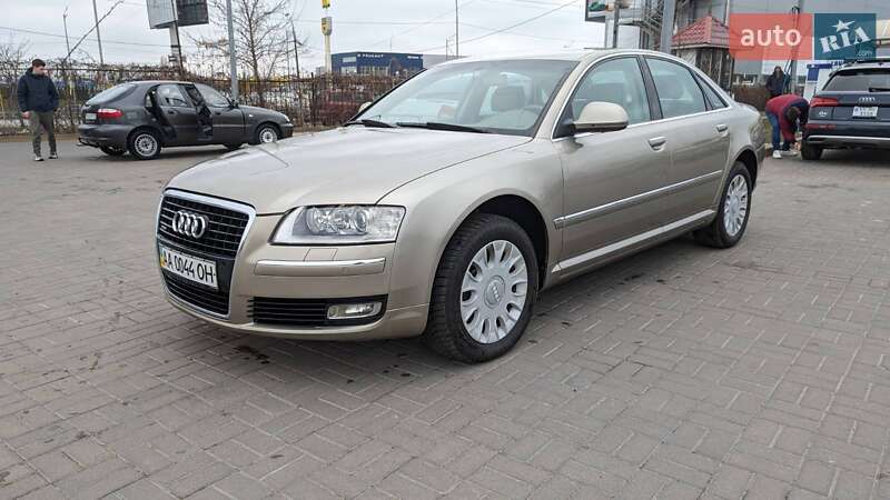 Седан Audi A8 2008 в Киеве