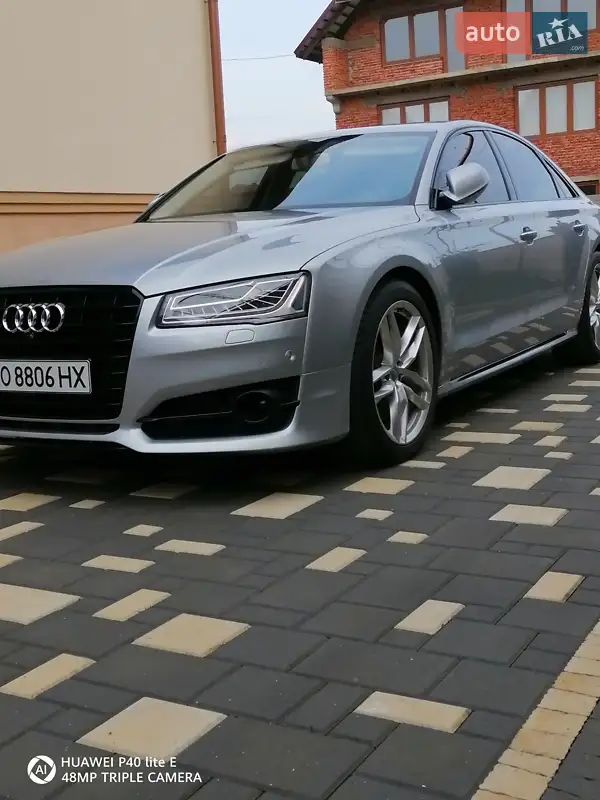 Audi A8