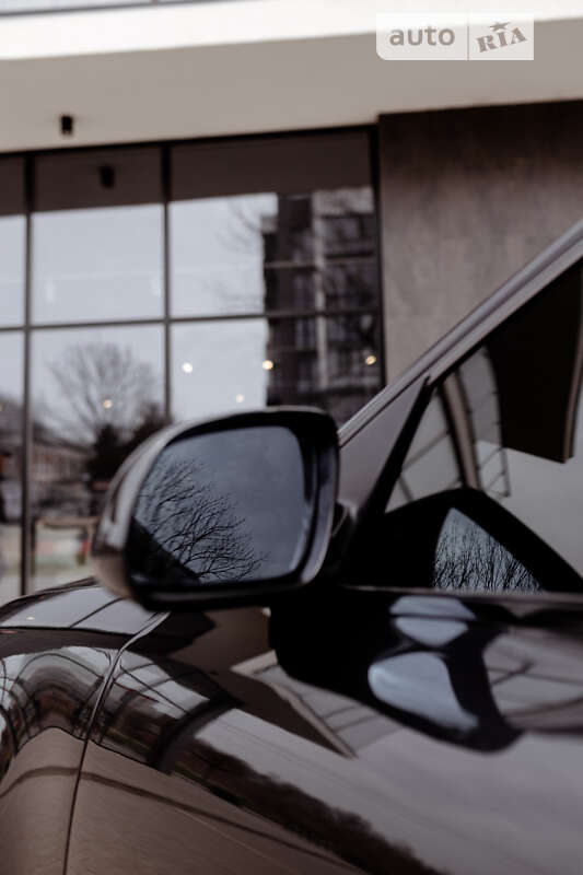 Седан Audi A8 2003 в Ужгороде