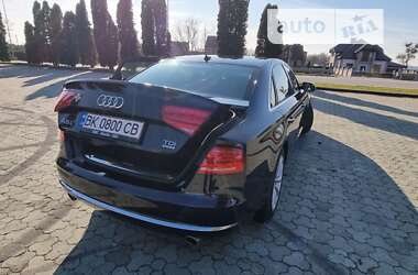 Седан Audi A8 2013 в 