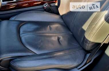 Седан Audi A8 2013 в 