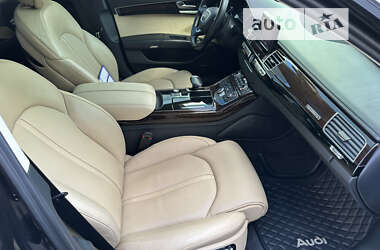 Седан Audi A8 2012 в Киеве