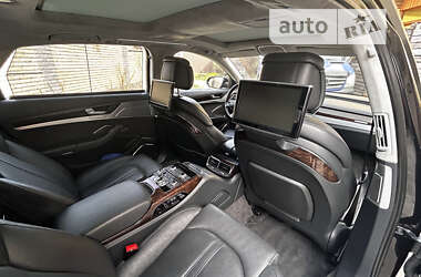 Седан Audi A8 2012 в Старокостянтинові