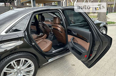 Седан Audi A8 2014 в Киеве