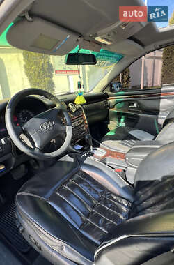 Седан Audi A8 1997 в 