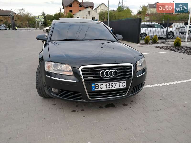 Audi A8 2004
