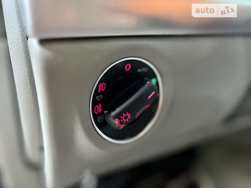 Седан Audi A8 2006 в Києві