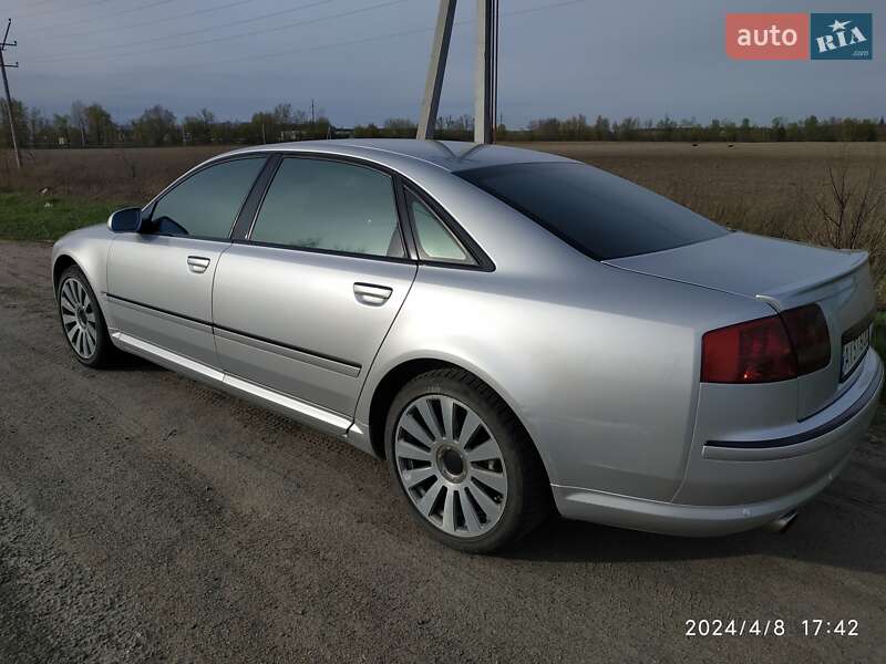 Седан Audi A8 2004 в Києві