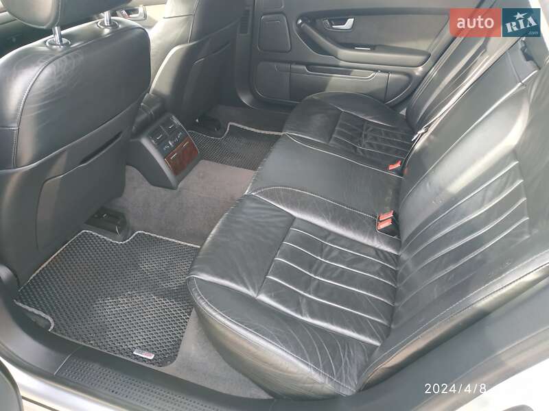 Седан Audi A8 2004 в Києві
