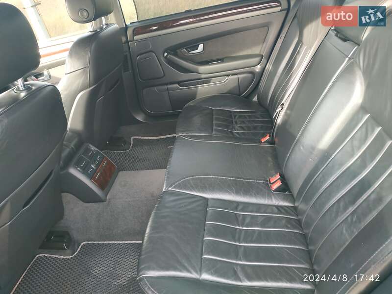 Седан Audi A8 2004 в Києві