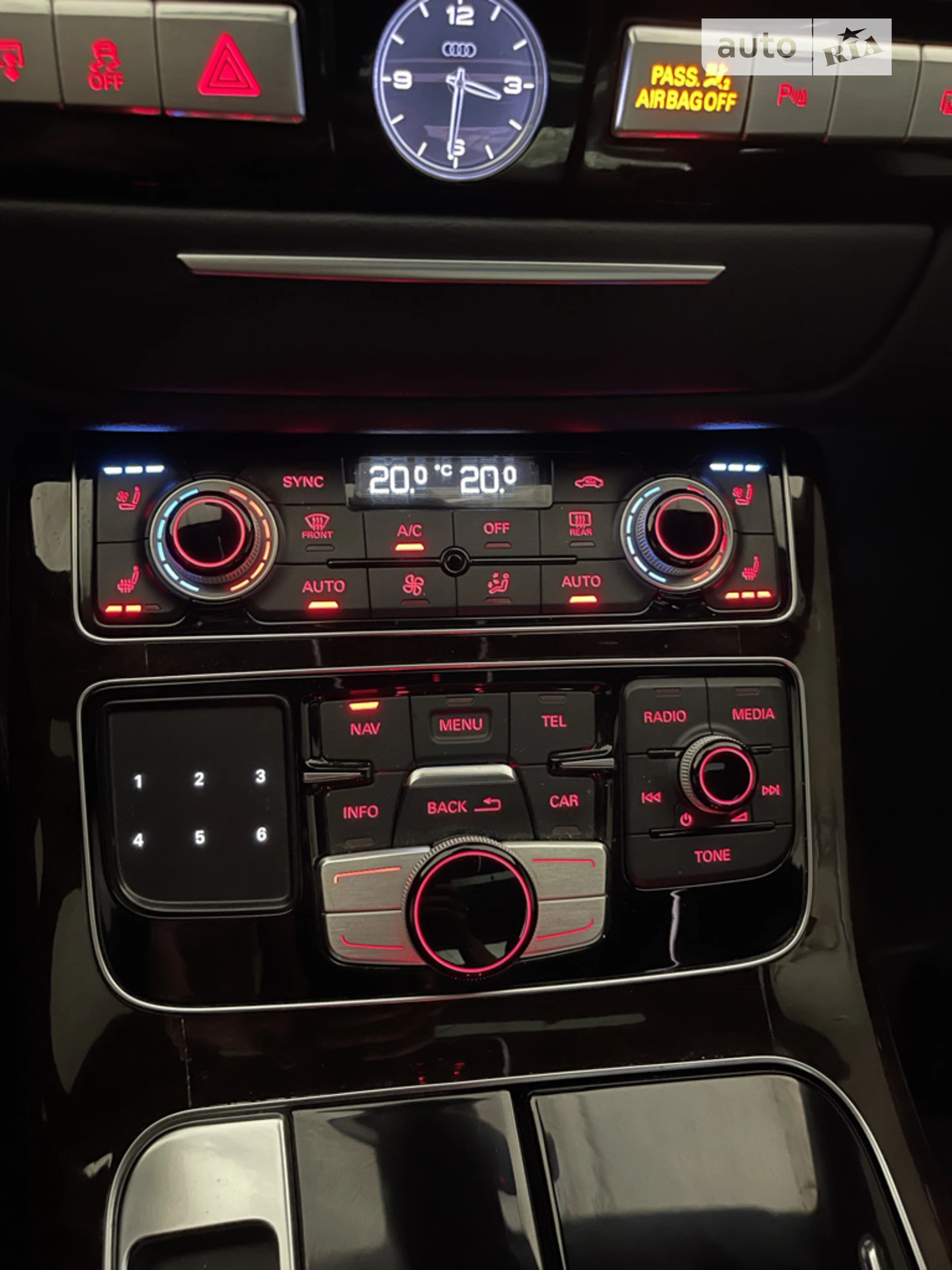 2017 Audi A8 - мініатюра 31