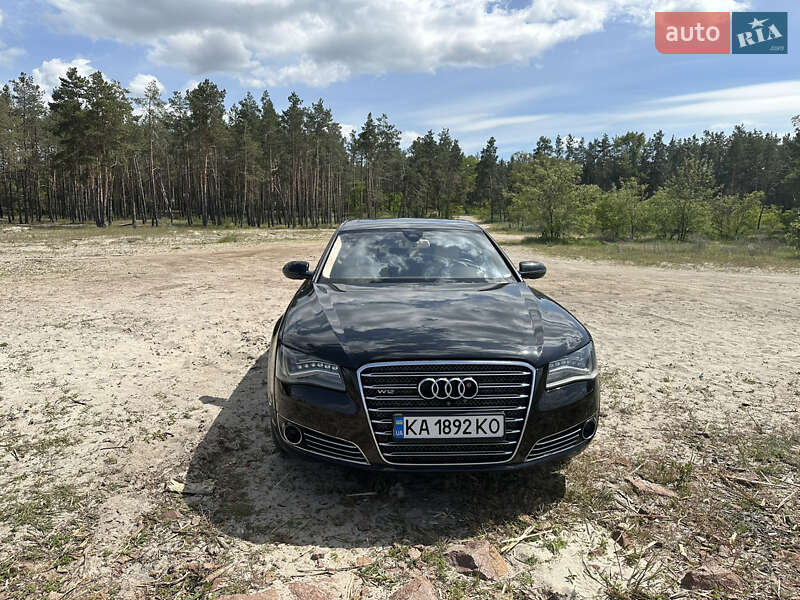 Audi A8 2012