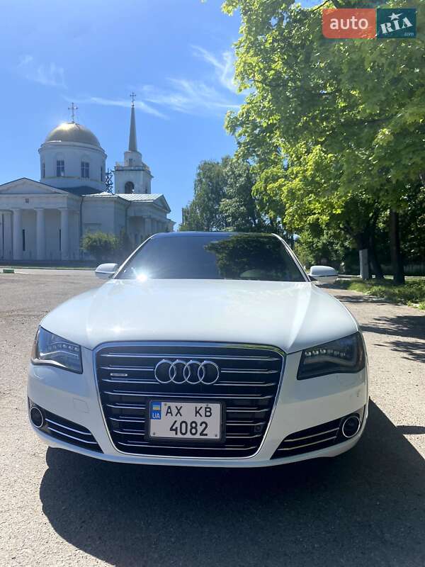 Audi A8 2012