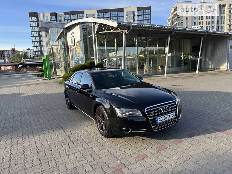 Седан Audi A8 2010 в Луцке