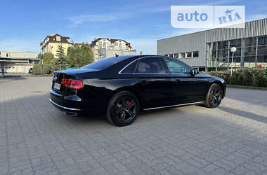 Седан Audi A8 2010 в Луцке