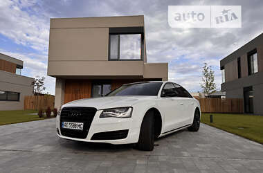 Седан Audi A8 2011 в Днепре