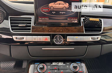 Седан Audi A8 2011 в Днепре