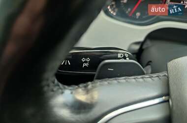 Седан Audi A8 2013 в Ужгороде