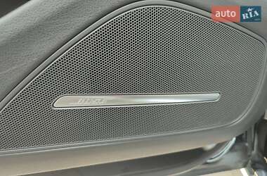 Седан Audi A8 2013 в Ужгороде