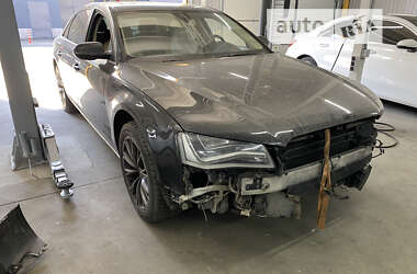 Седан Audi A8 2012 в Киеве