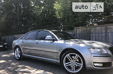 Седан Audi A8 2009 в Копычинце