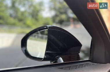 Седан Audi A8 2020 в Львові