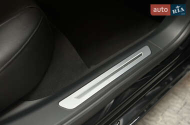 Седан Audi A8 2020 в Львові