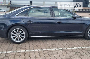 Седан Audi A8 2014 в Житомире