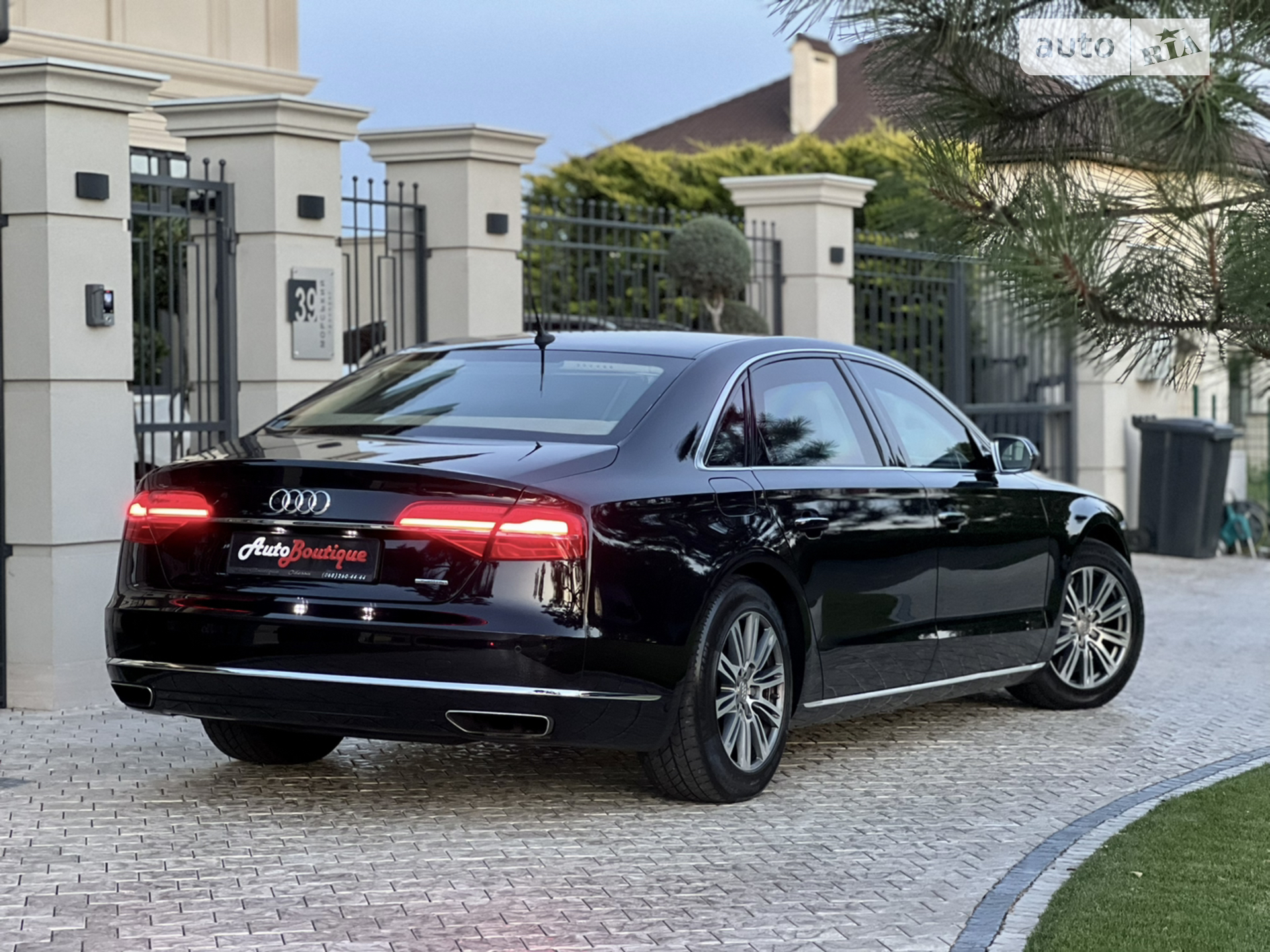 2015 Audi A8 - мініатюра 17