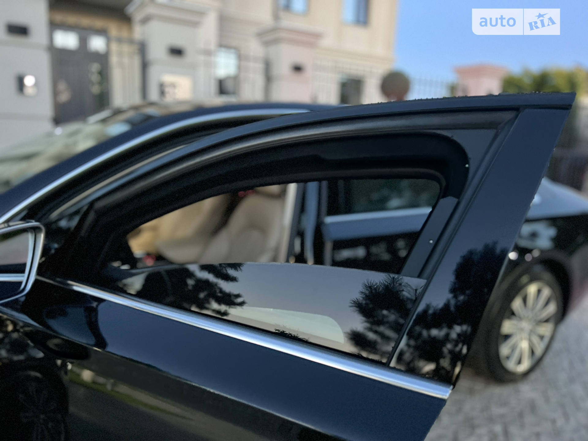 2015 Audi A8 - мініатюра 26