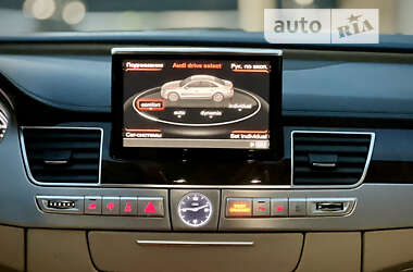 Седан Audi A8 2015 в Одессе